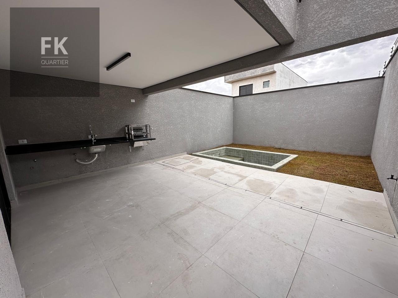 Casa à venda com 3 quartos, 1 suíte, 2 vagas e 131m² no Villas do Jaguari, Santana de Parnaíba (SP) — foto 23 de 24