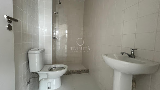 banheiro-trinitaimobiliaria-elos-ilhapura