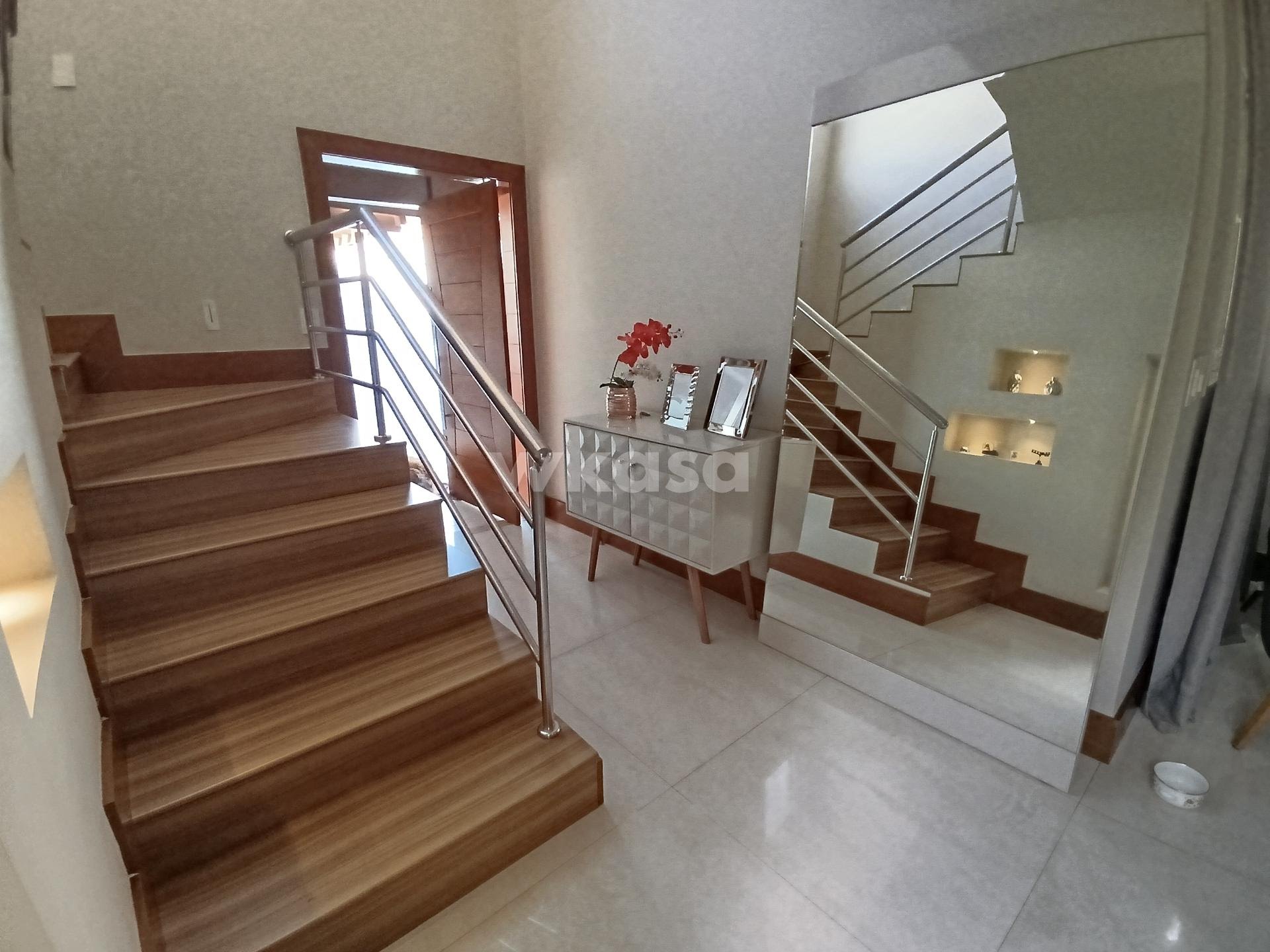 Casa à venda com 4 quartos, 2 suítes, 4 vagas e 240m² no Colina de Laranjeiras, Serra (ES) — foto 14 de 28