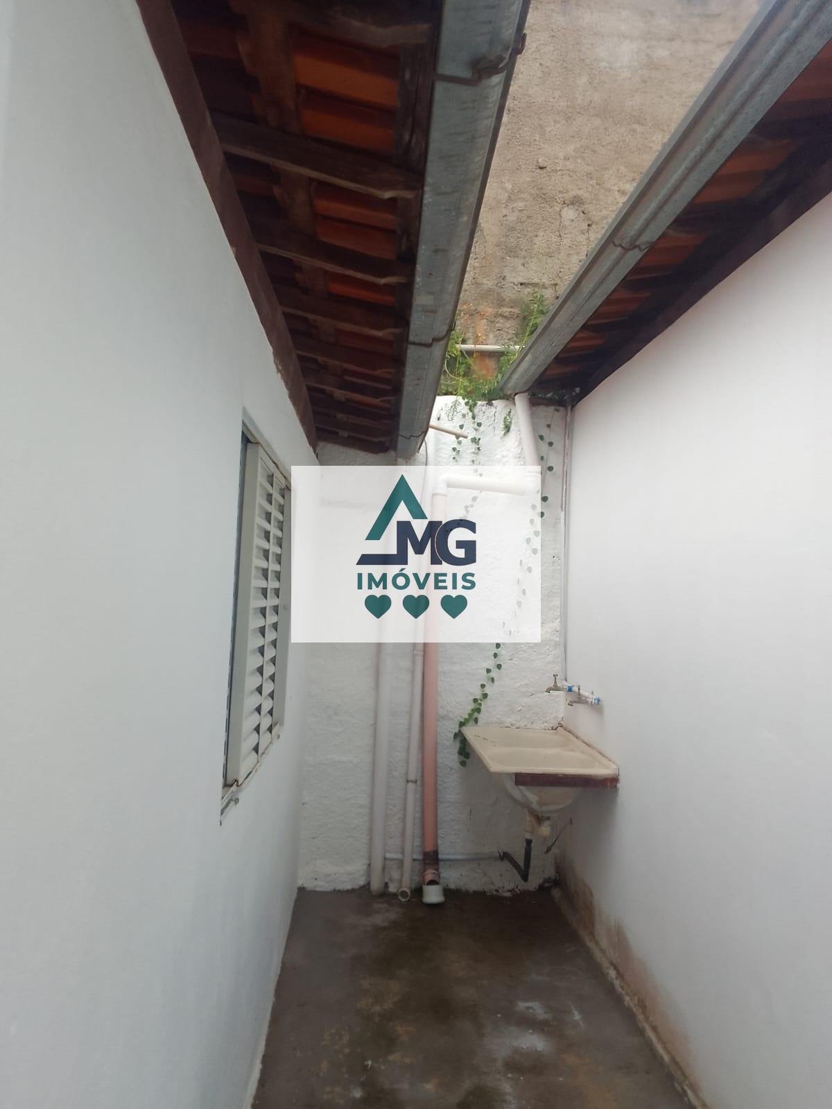 Casa à venda com 9 quartos, 1 suíte, 2 vagas e 380m² no Chácara das Rosas, Três Corações (MG) — foto 15 de 30