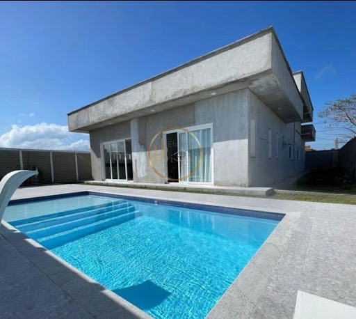 Casa à Venda em Porto Seguro: 4 Dormitórios na Orla Norte