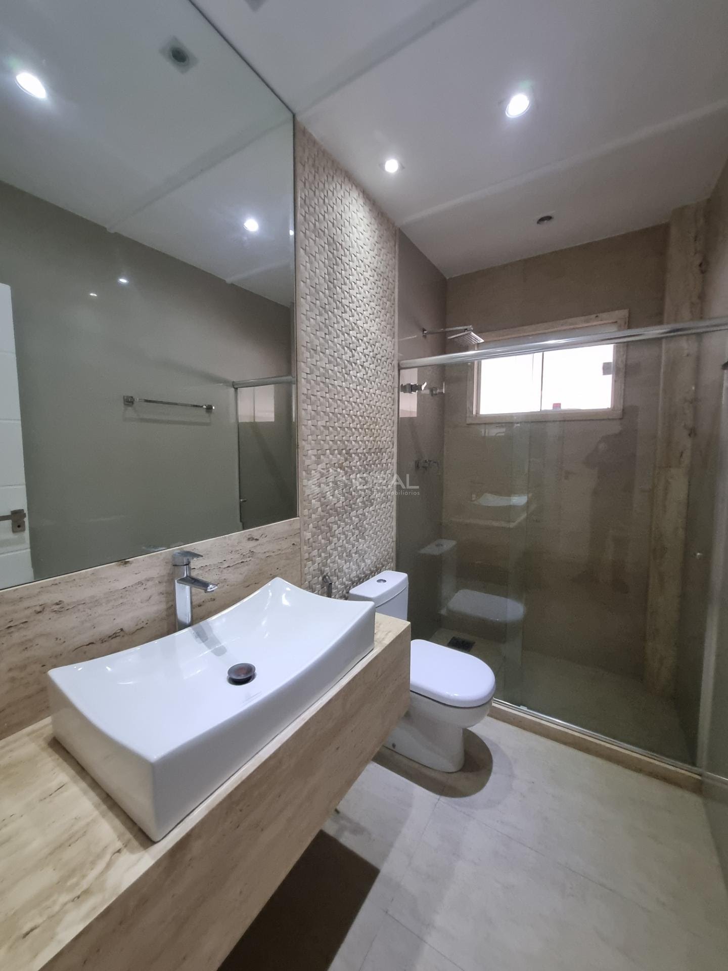 Casa à venda com 4 quartos, 4 suítes, 3 vagas e 463m² no Parque dos Rodoviários, Campos dos Goytacazes (RJ) — foto 20 de 26