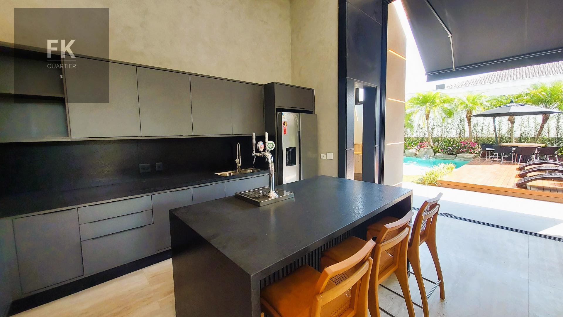 Casa à venda com 5 quartos, 5 suítes, 6 vagas e 1050m² no Alphaville Residencial Dois, Barueri (SP) — foto 15 de 30