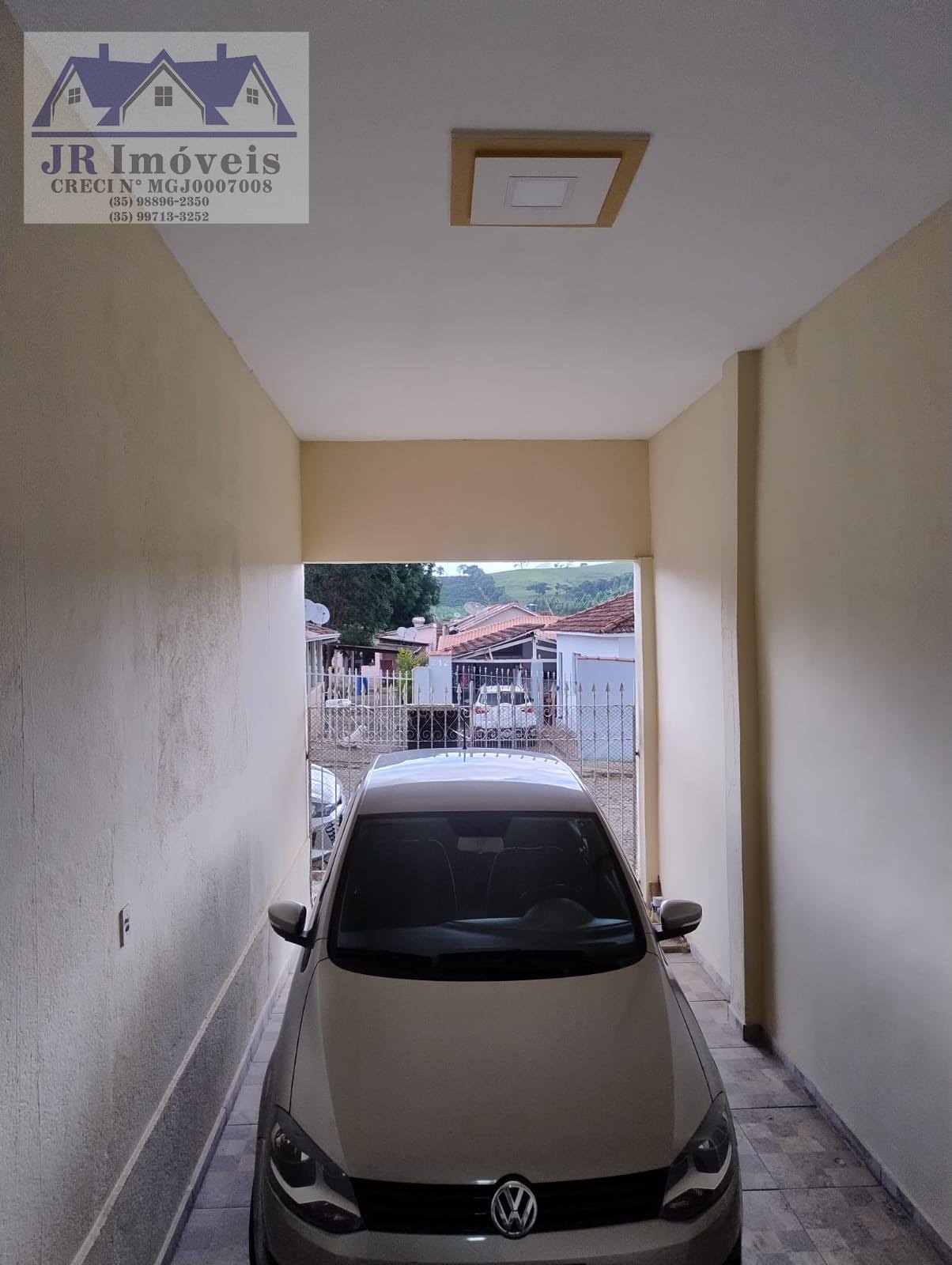 Casa à venda com 5 quartos e 2 banheiros no São José, Pedralva (MG) — foto 19 de 23