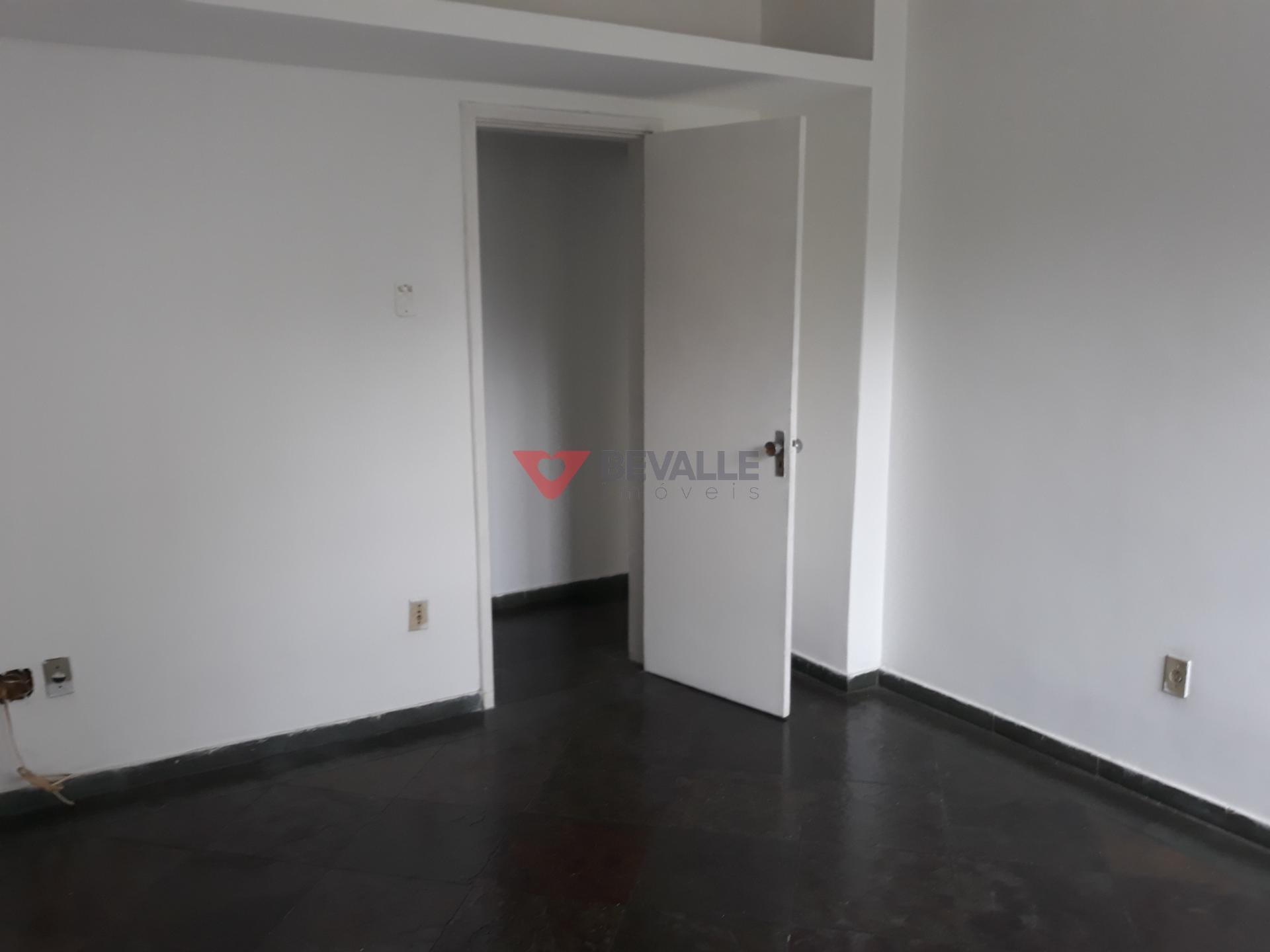 Apartamento à venda com 3 quartos, 2 banheiros e 148m² no Copacabana, Rio de Janeiro (RJ) — foto 21 de 30