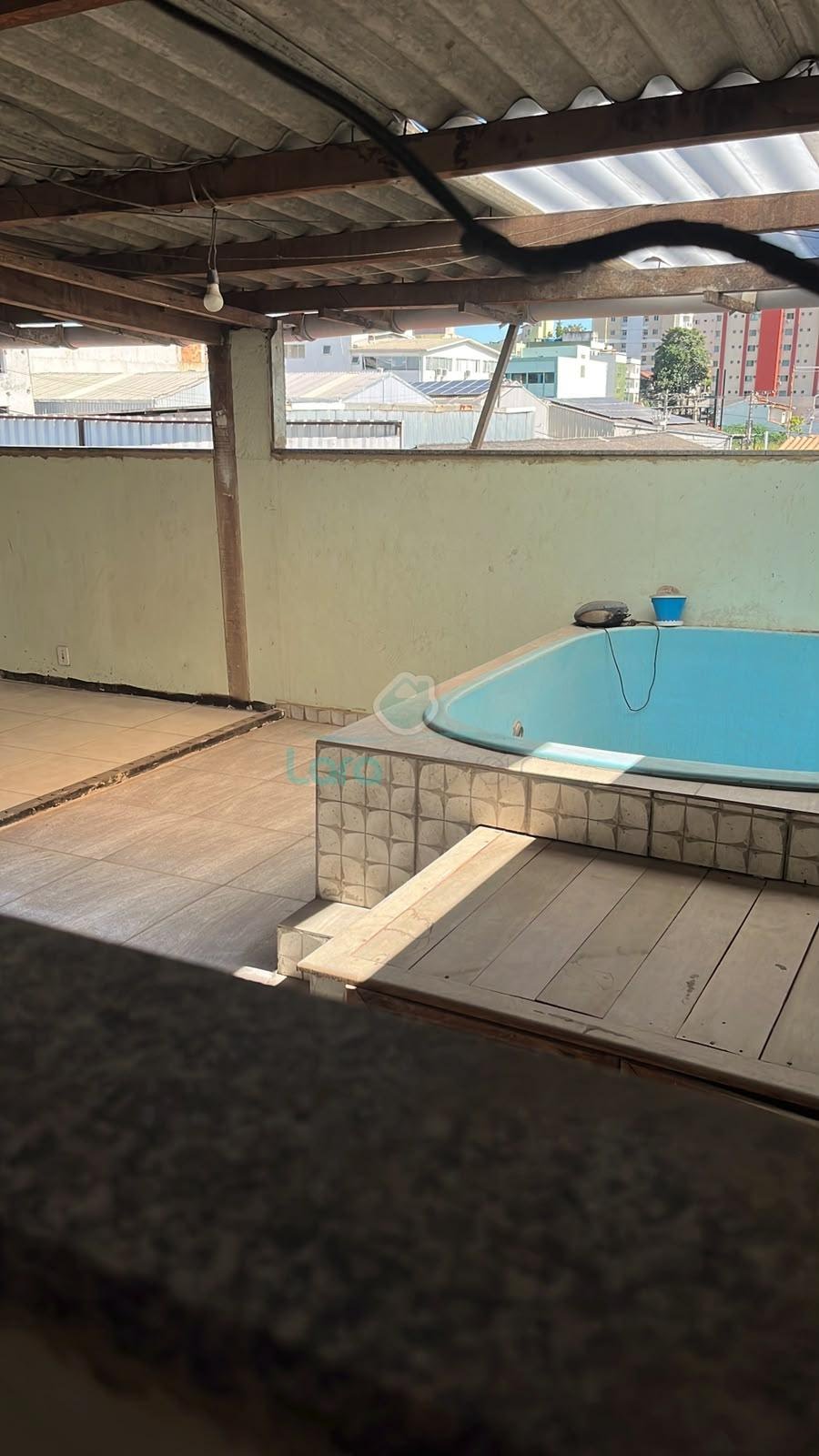 Casa à venda com 5 quartos, 1 suíte, 3 vagas e 334m² no Sol Y Mar, Macaé (RJ) — foto 12 de 22
