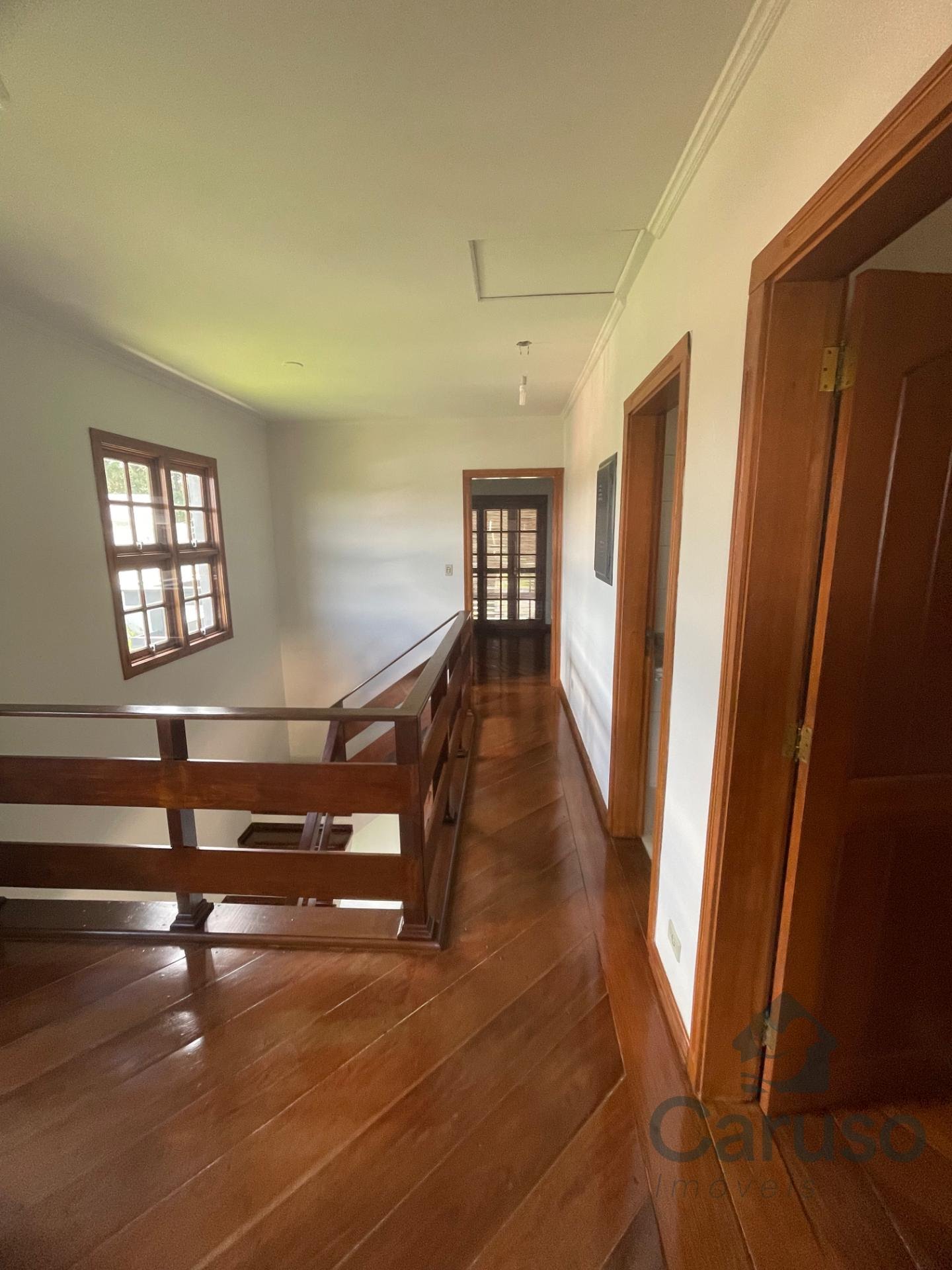Casa à venda com 3 quartos, 1 suíte, 2 vagas e 267m² no Condomínio Arujazinho IV, Arujá (SP) — foto 11 de 29