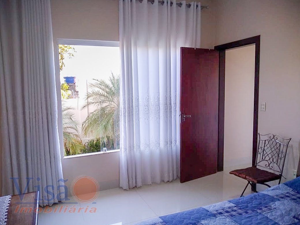 Casa à venda com 3 quartos, 1 suíte, 1 vaga e 250m² no Alto do Corrego, Paracatu (MG) — foto 22 de 30