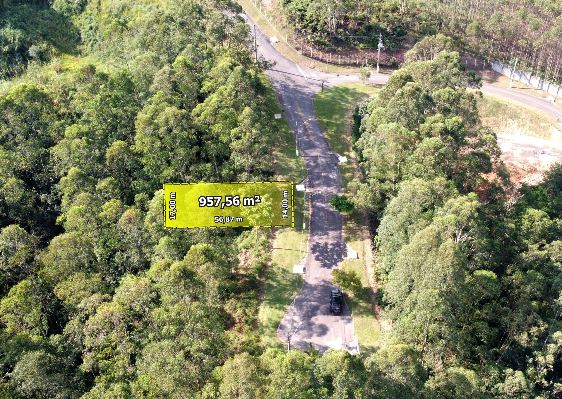 Terreno / lote / a venda no condomínio de alto padrão em Cajamar Capital Ville / próximo a rodovia Anhanguera