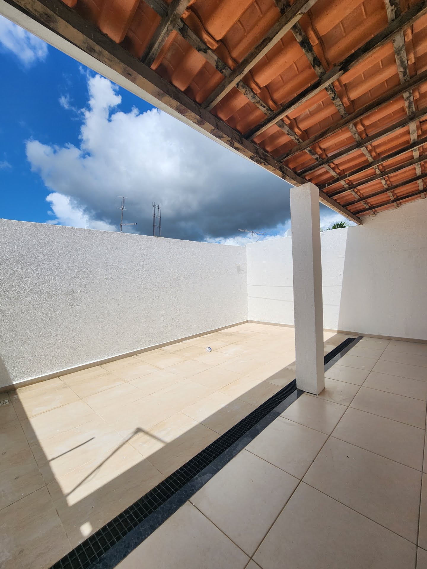 Casa à venda com 3 quartos, 1 suíte, 2 vagas e 150m² no Sim, Feira de Santana (BA) — foto 7 de 15