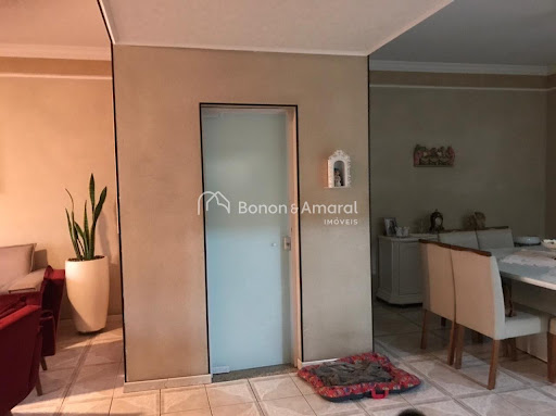 Casa, 3 quartos, 238 m² - Foto 4