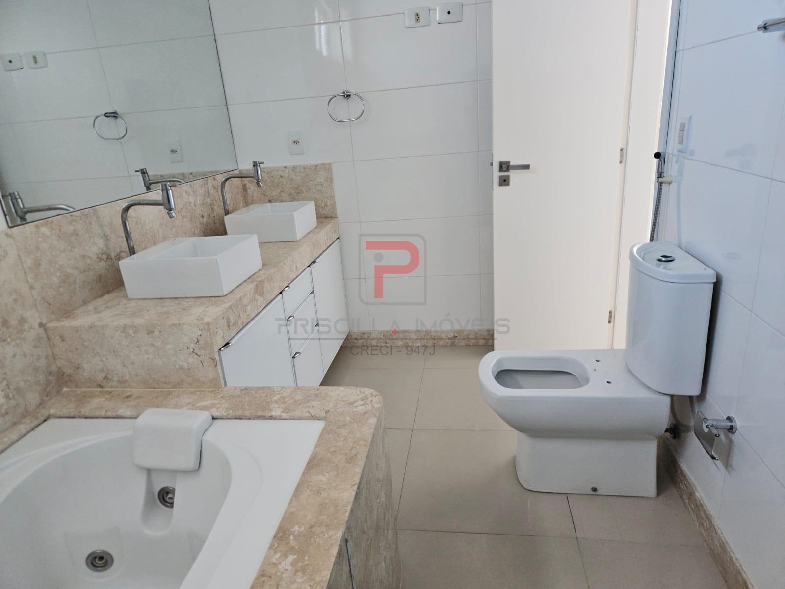 Casa à venda com 4 quartos, 4 suítes, 3 vagas e 331m² no Intermares, Cabedelo (PB) — foto 17 de 19
