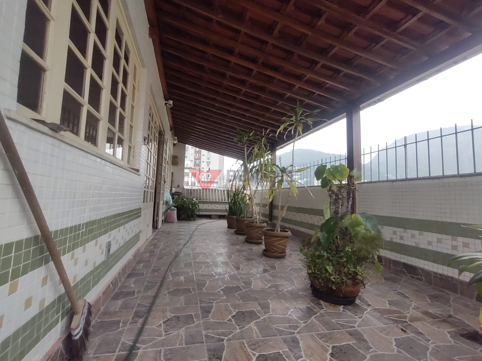 Cobertura à venda com 4 quartos, 4 banheiros, 2 vagas e 264m² no Jardim Botânico, Rio de Janeiro (RJ) — foto 27 de 29
