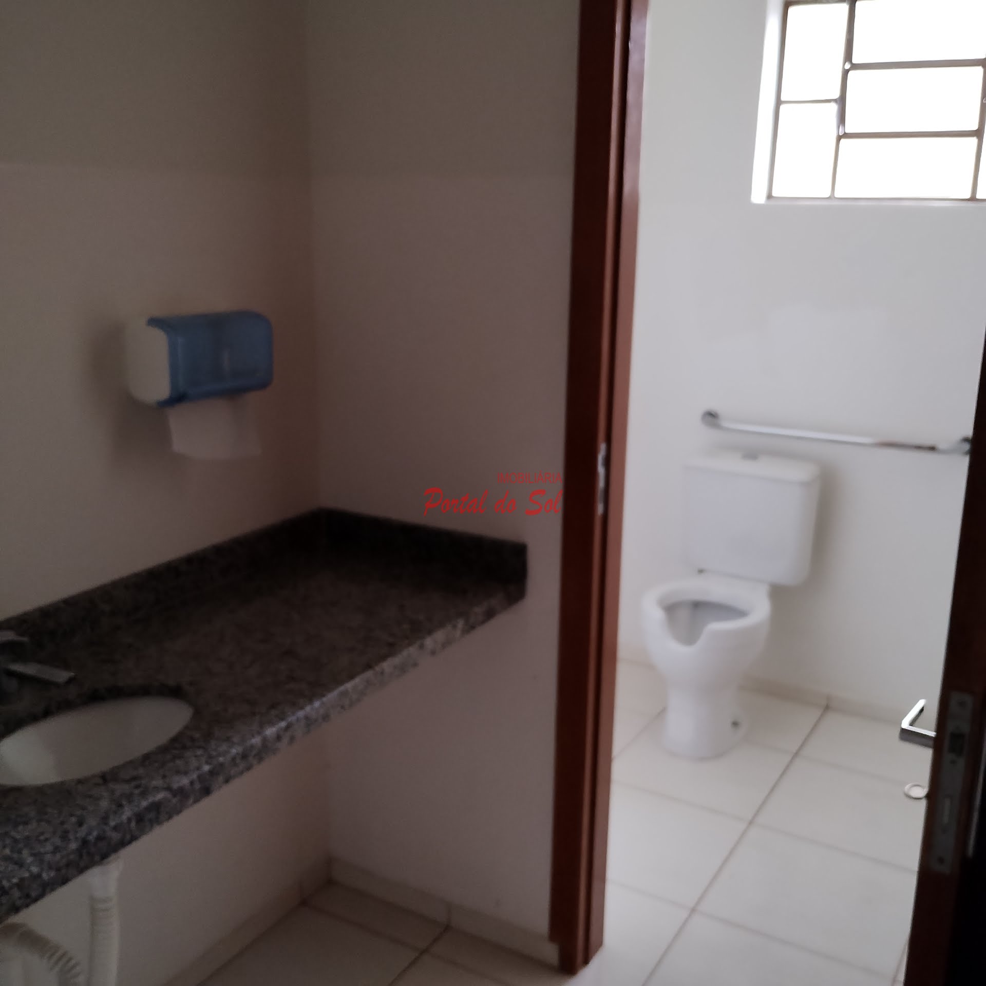 Comercial à venda com 4 banheiros, 3 vagas e 364m² no Centro, Santo Antônio da Platina (PR) — foto 9 de 18