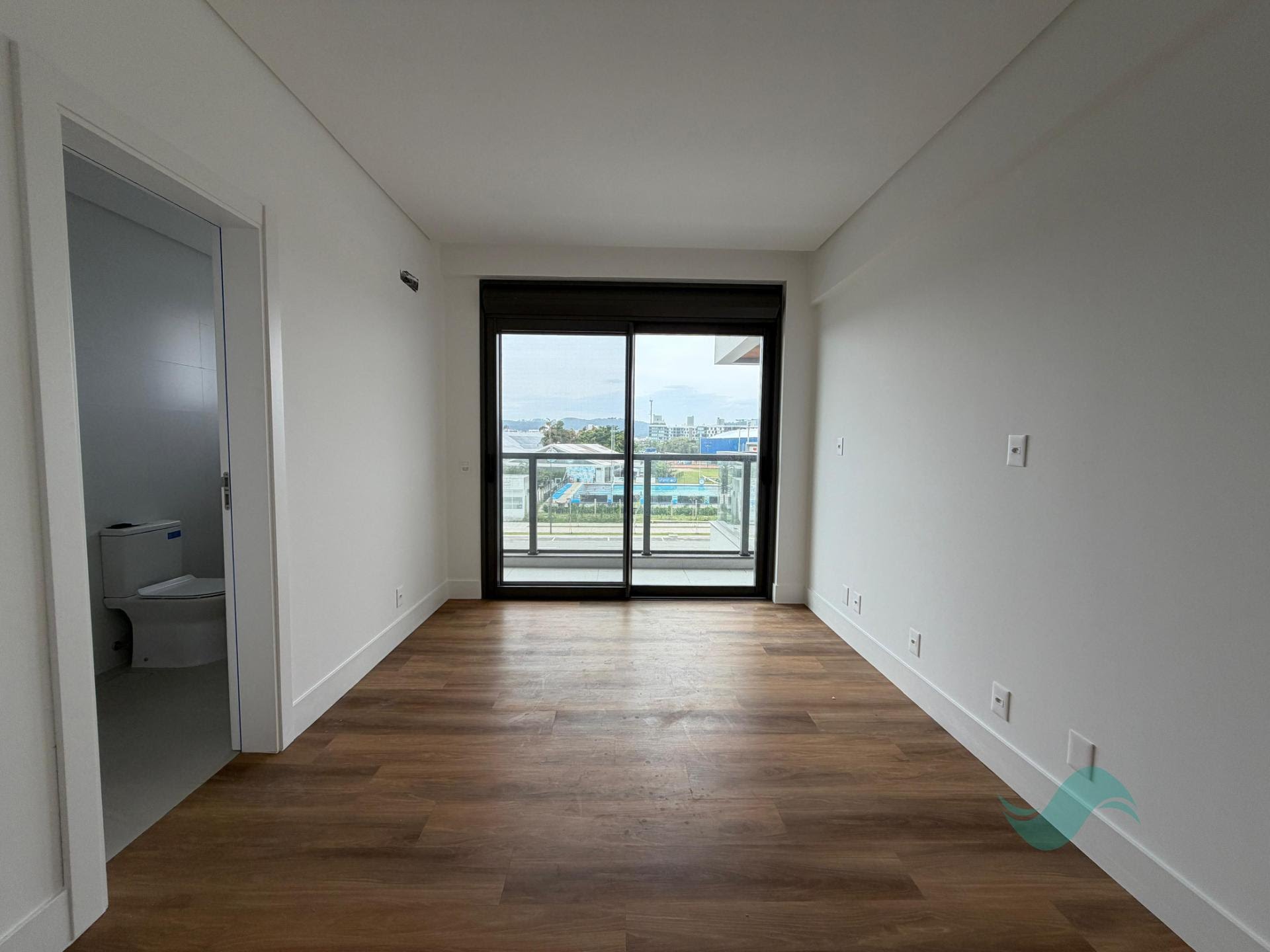 Apartamento à venda com 3 suítes, 5 vagas e 235m² no Jurerê Internacional, Florianópolis (SC) — foto 20 de 21