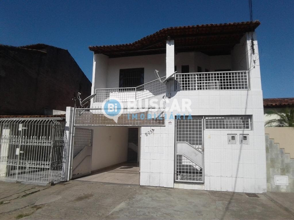 Casa à venda com 4 quartos, 3 banheiros, 2 vagas e 196m² no São João, Feira de Santana (BA) — foto 8 de 17