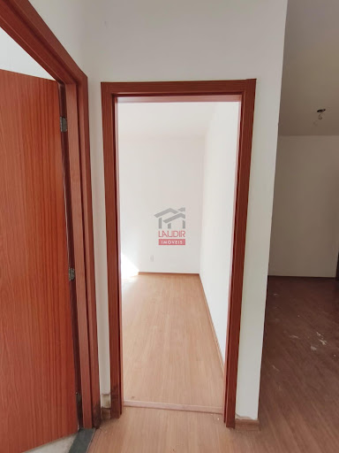 Apartamento em Manguinhos, Serra: 2 Dormitórios, 56m²