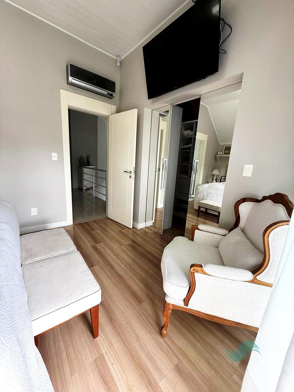 Casa à venda com 3 quartos, 3 suítes, 2 vagas e 231m² no Jurerê Internacional, Florianópolis (SC) — foto 21 de 23