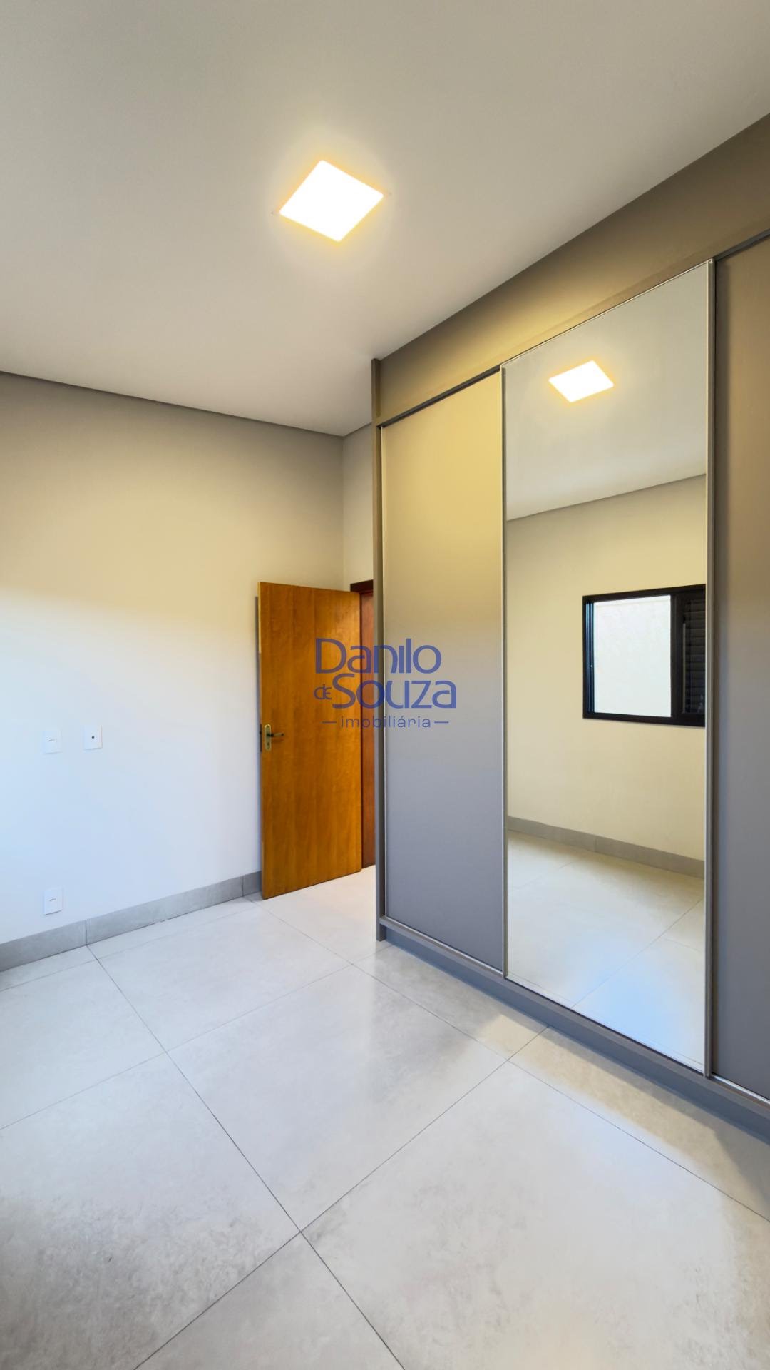 Casa à venda com 3 quartos, 1 suíte, 4 vagas e 360m² no Villagio Park, Araxá (MG) — foto 24 de 30