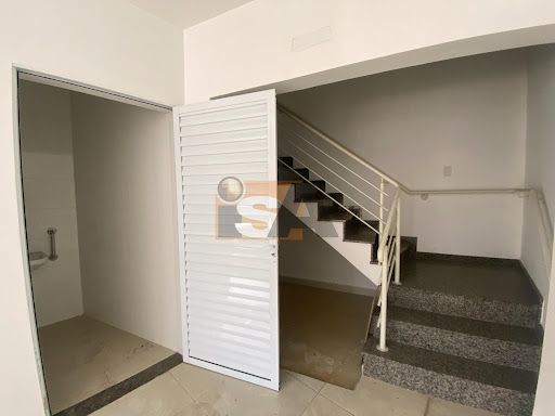 Salão Comercial; próximo ao centro de Suzano/SP.