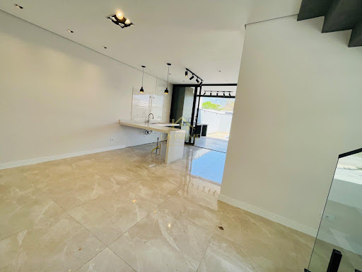 Casa em Condomínio no Campos do conde em Sorocaba, 180m², 03 dormitórios, 03 suíte, 01 closet , 04 vagas de garagem.