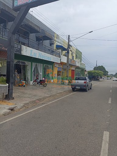 Aceita como parte de pagamento: Carro, terreno ou imóvel em Ji-Paraná.