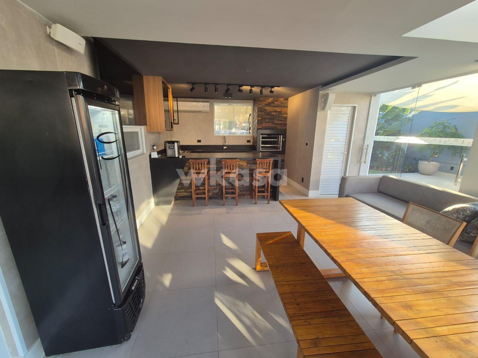 Casa à venda com 4 quartos, 3 suítes, 3 vagas e 350m² no Jacuhy, Serra (ES) — foto 27 de 29