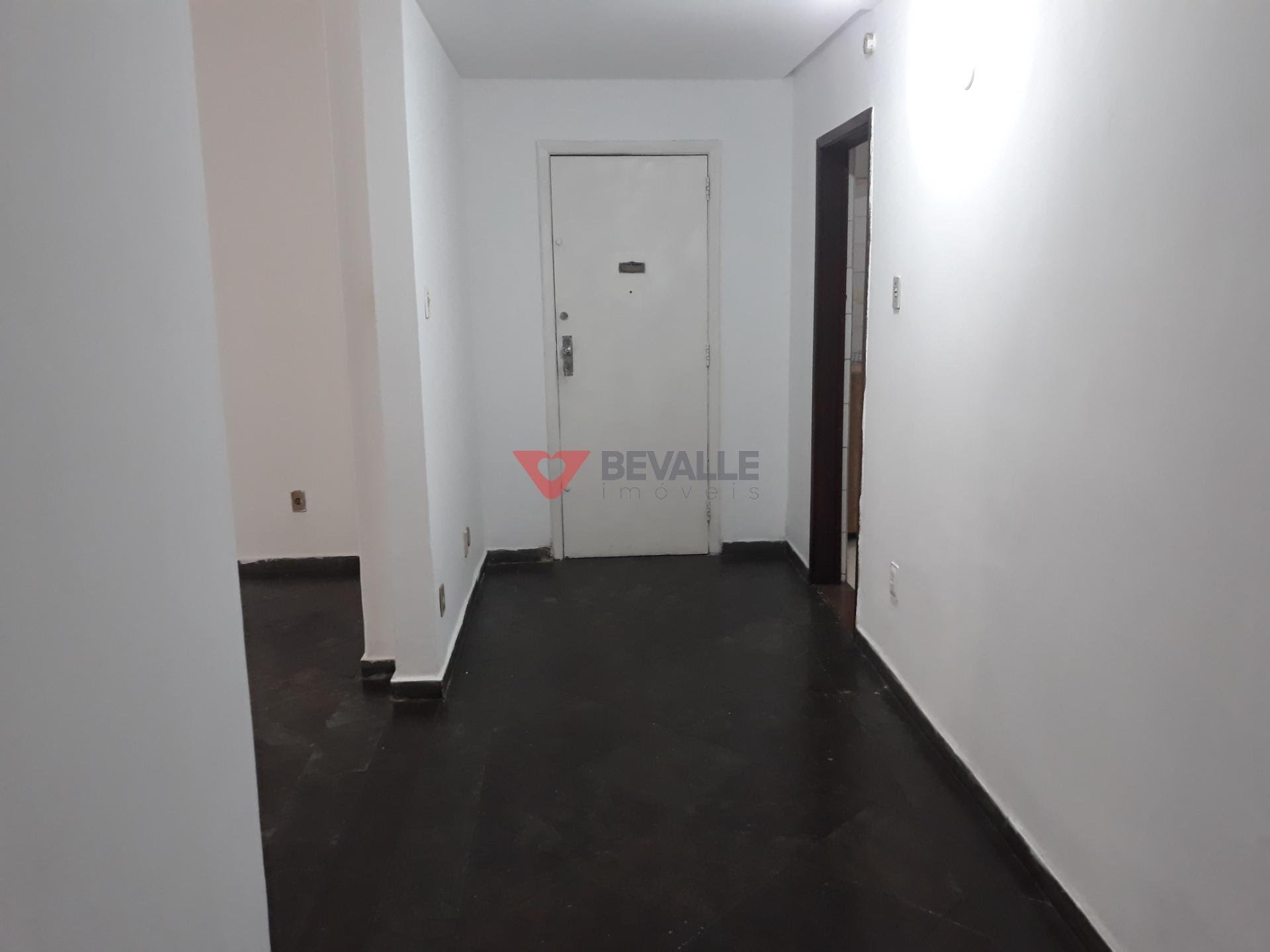 Apartamento à venda com 3 quartos, 2 banheiros e 148m² no Copacabana, Rio de Janeiro (RJ) — foto 9 de 30