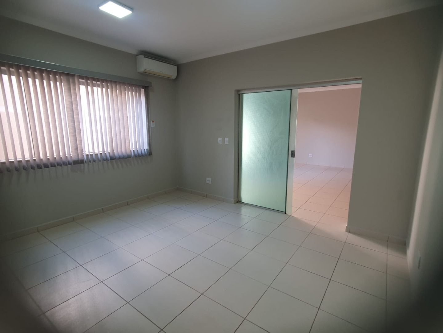 Comercial à venda com 3 banheiros, 1 vaga e 87m² no Nova Ribeirânia, Ribeirão Preto (SP) — foto 3 de 15
