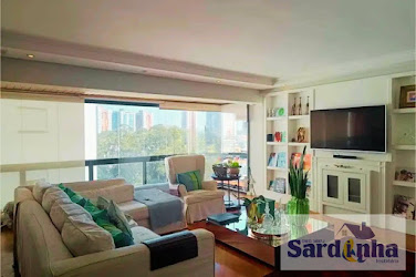Apartamento à Venda no Jardim Leonor SP, 181m², 4 Dorms, 3 Suítes