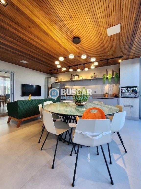 Casa à venda com 4 quartos, 4 suítes, 4 vagas e 358m² no Sim, Feira de Santana (BA) — foto 8 de 23