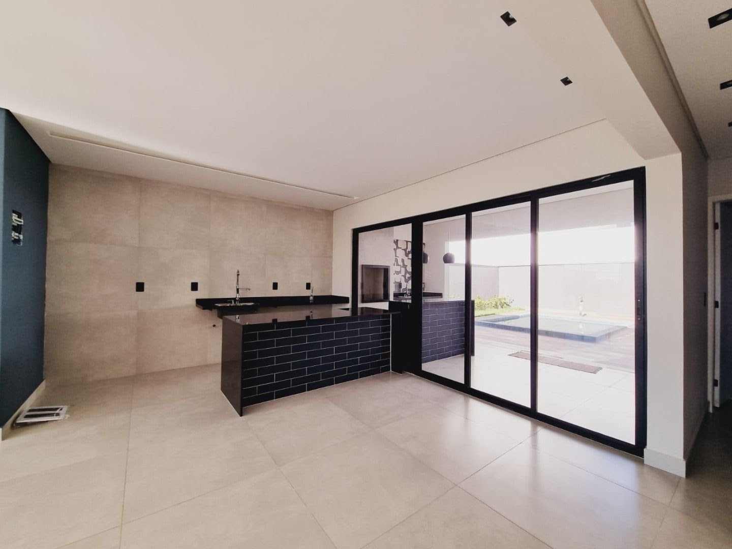 Casa à venda com 3 quartos, 3 suítes, 4 vagas e 203m² no Condomínio Cyrela Landscape, Votorantim (SP) — foto 7 de 23