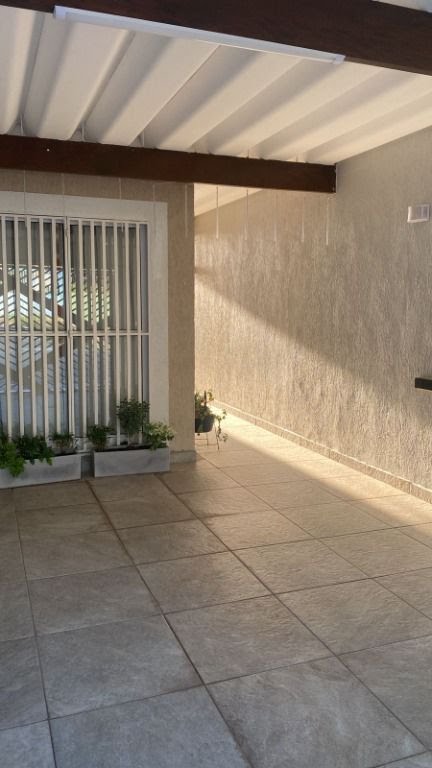 Casa à venda com 3 quartos, 1 banheiro, 2 vagas e 224m² no Nova Arujá, Arujá — foto principal