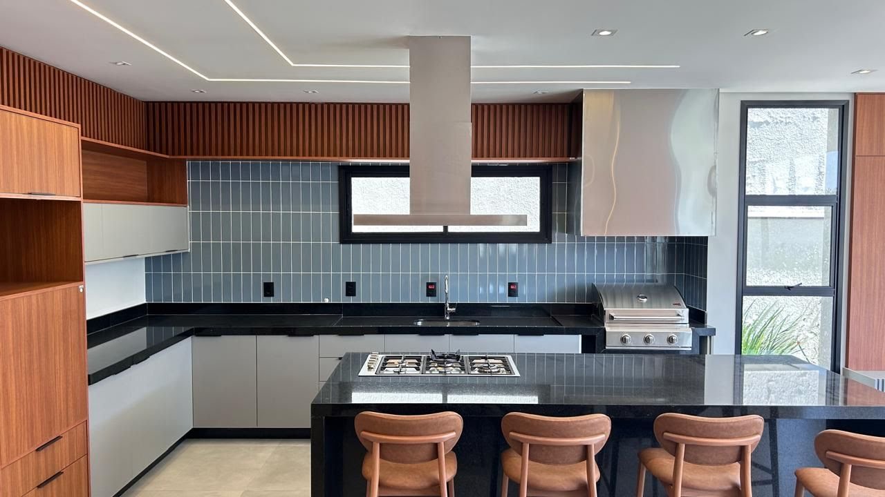 Casa à venda com 3 quartos, 3 suítes, 4 vagas e 285m² no Alphaville Nova Esplanada 3, Votorantim (SP) — foto 18 de 30