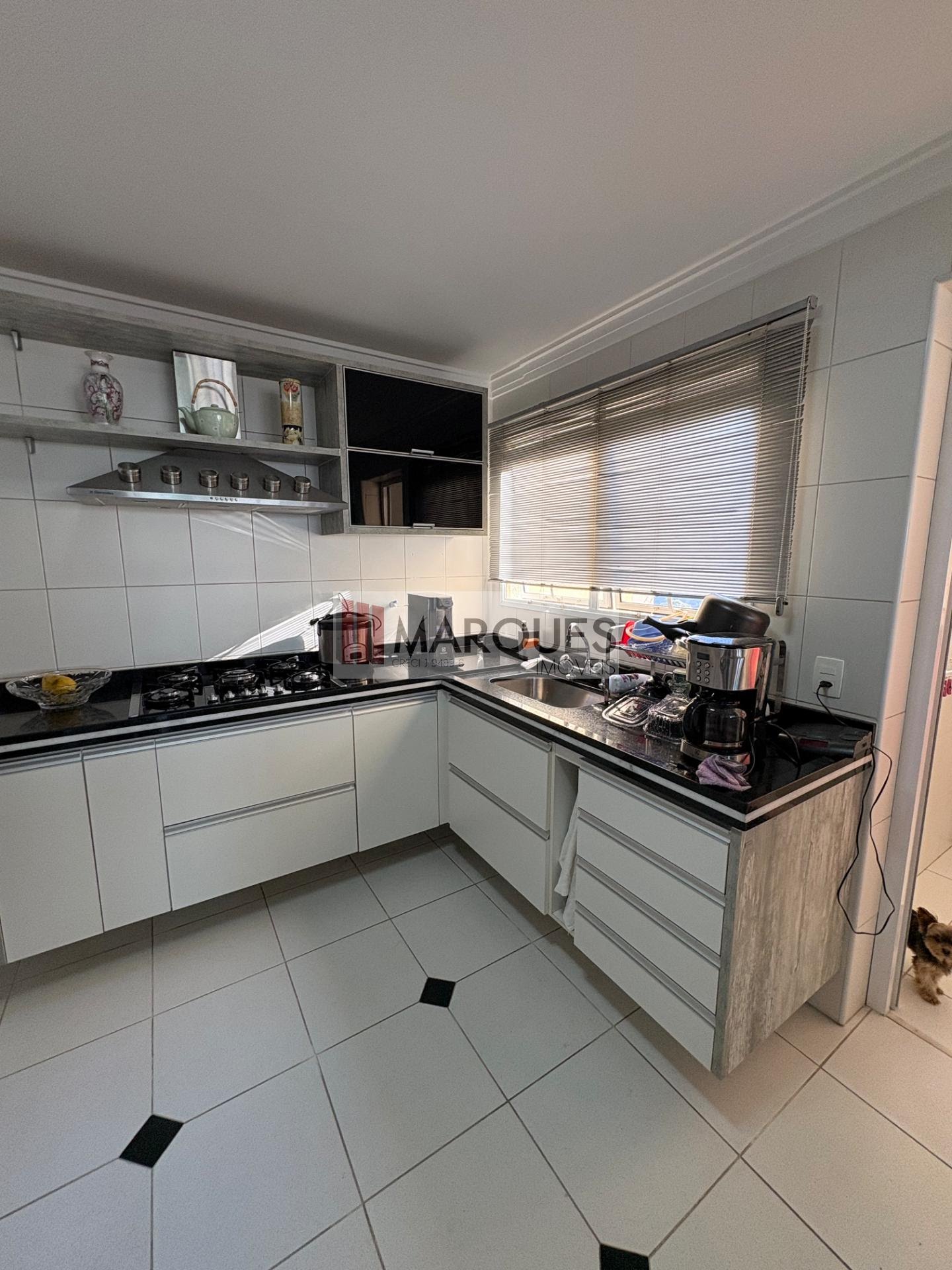 cozinha com armarios