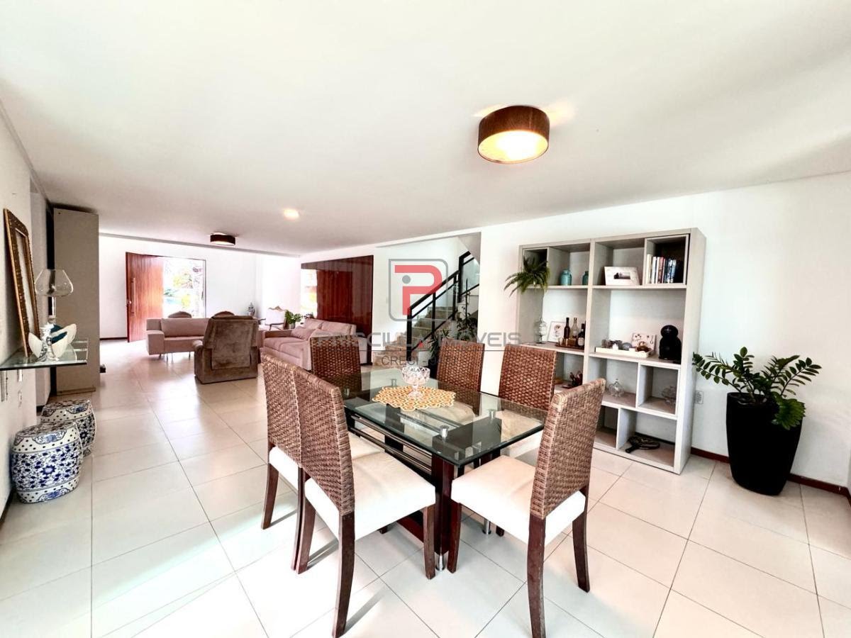 Casa à venda com 4 quartos, 3 suítes e 355m² no Intermares, Cabedelo (PB) — foto 11 de 13