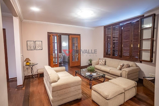 Casa de luxo à venda na Urca: 340m², 6 quartos, 3 vagas