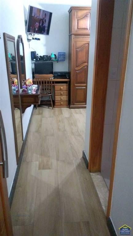 Casa à venda com 3 quartos, 1 suíte, 4 vagas e 131m² no Vila Tupi, Praia Grande (SP) — foto 13 de 30