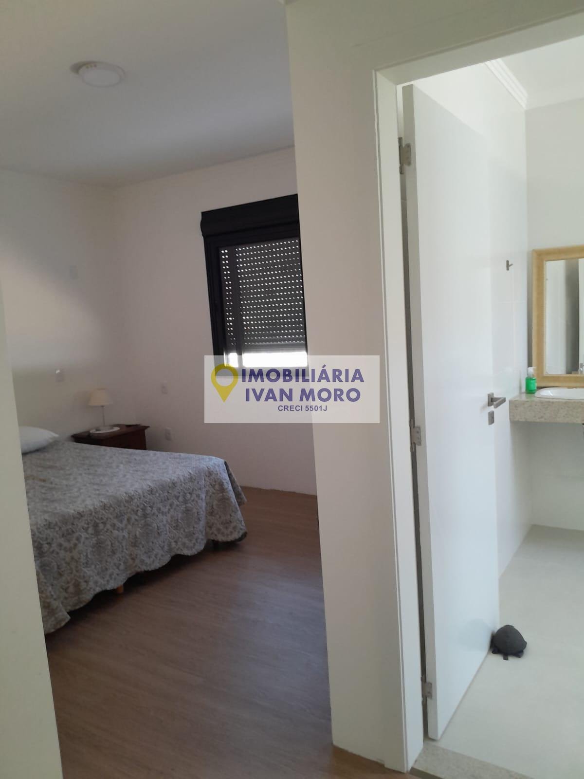 Casa à venda com 4 quartos, 4 suítes, 2 vagas e 288m² no Cachoeira do Bom Jesus, Florianópolis (SC) — foto 25 de 30