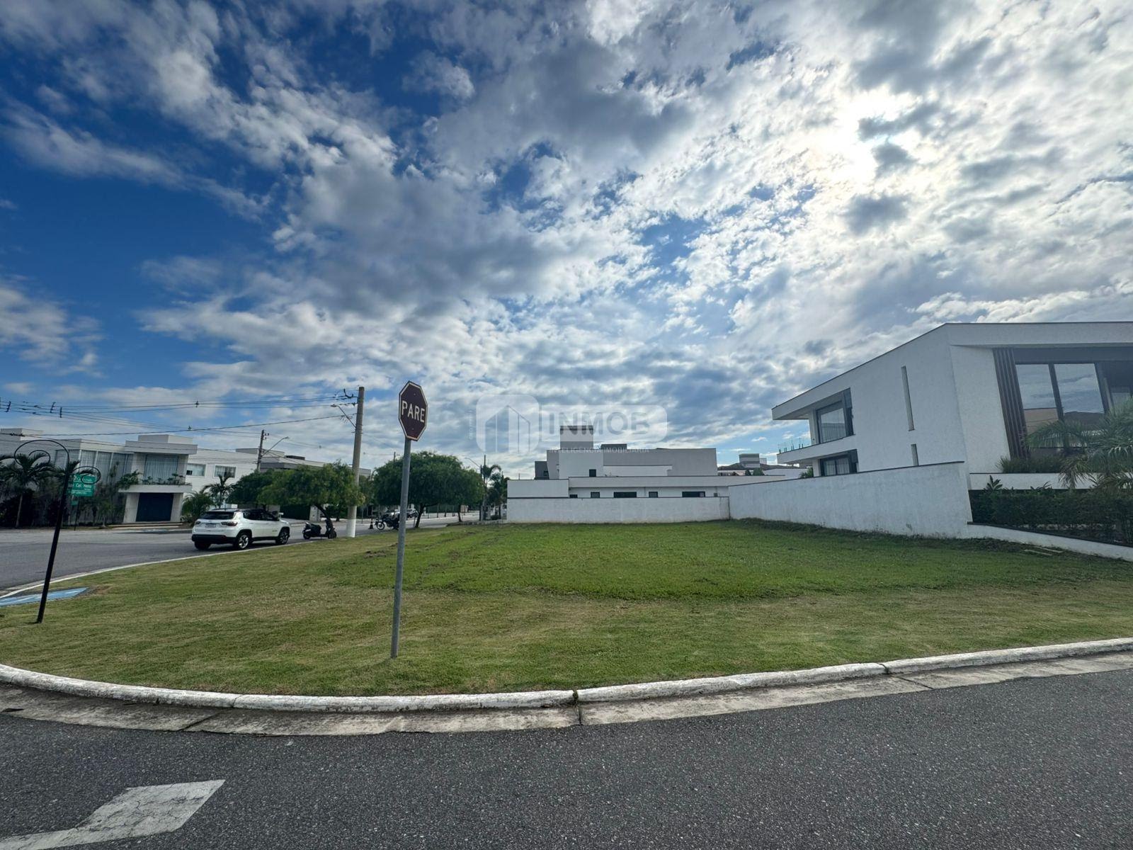 Terreno à venda com 679m² de terreno no Quiririm, Taubaté (SP) — foto 8 de 10