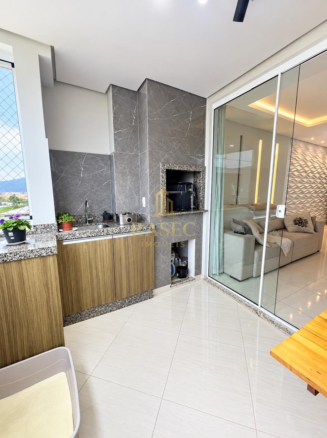 Apartamento para alugar com 2 quartos, 1 suíte, 2 vagas e 96m² no Santa Terezinha, Brusque (SC) — foto 7 de 11