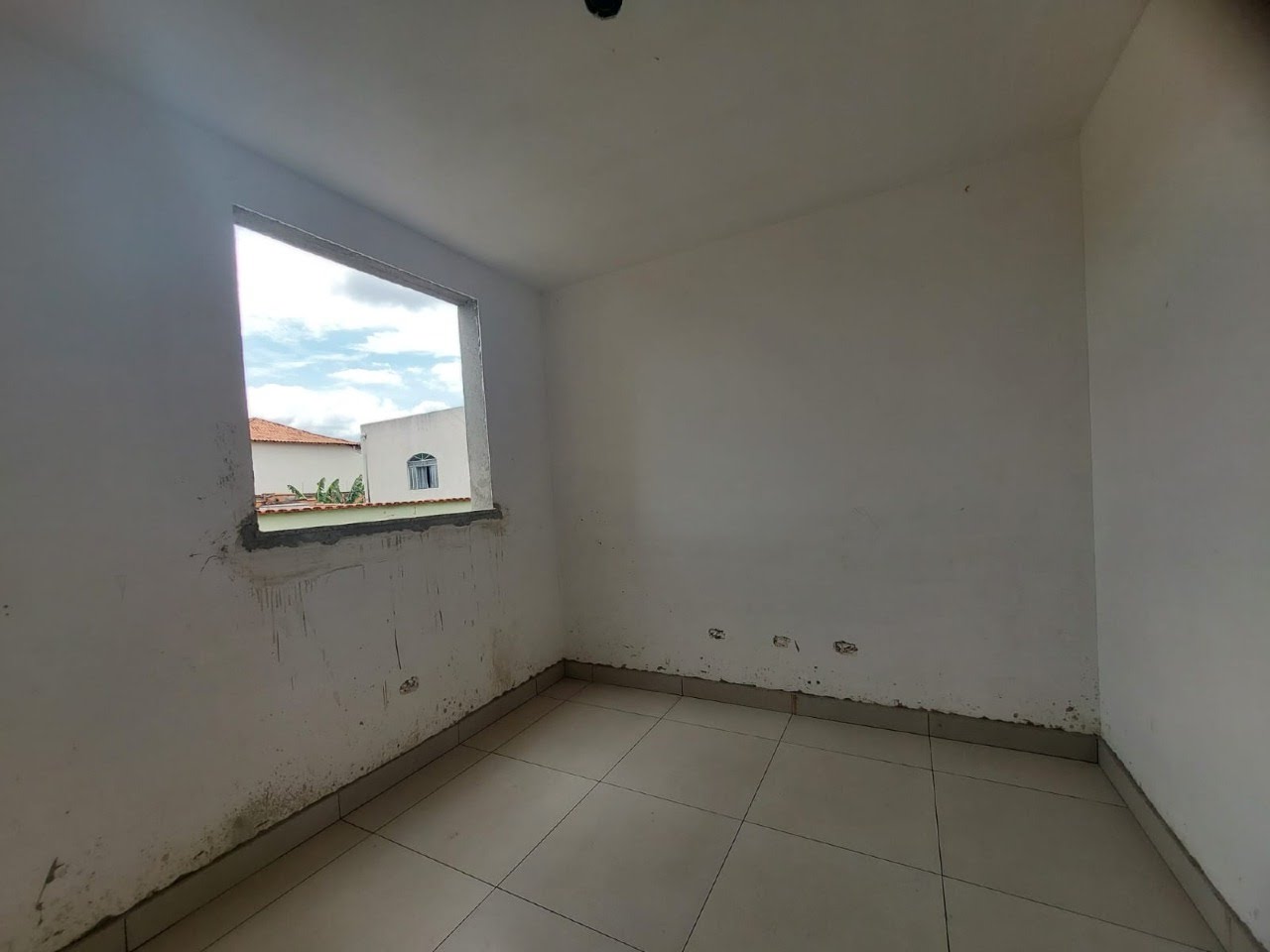 Casa à venda com 3 quartos, 3 banheiros, 2 vagas e 86m² no Etelvina Carneiro, Belo Horizonte — foto principal