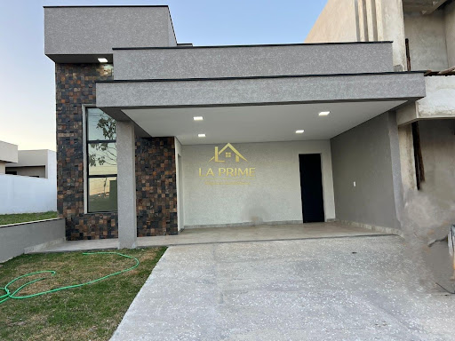 Casa à venda no Condomínio Villagio Wanel – Sorocaba/SP 136m² de área construída, 03 dormitórios, sendo 01 suíte e 04 vagas de garagem.
