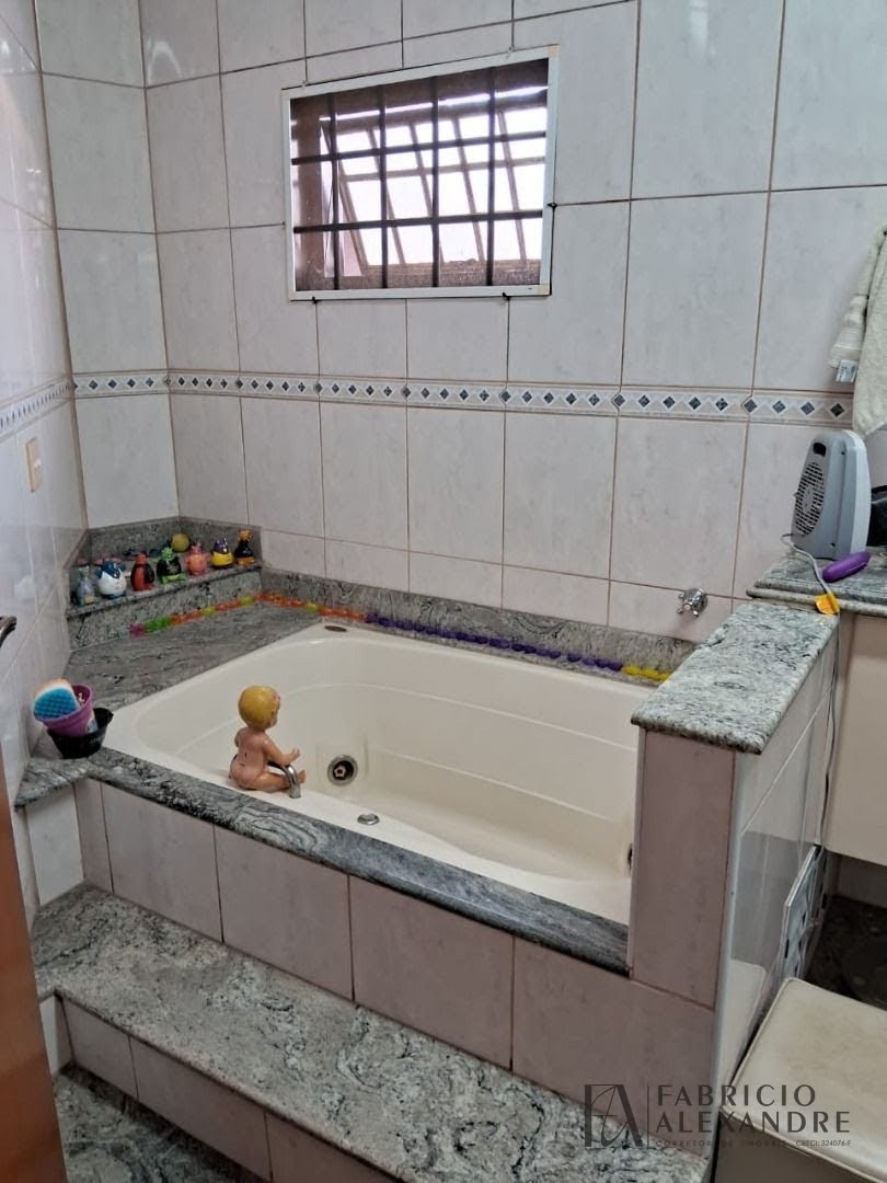 Casa à venda com 5 quartos, 3 suítes, 5 vagas e 421m² no Jardim Francisco Fernandes, São José do Rio Preto (SP) — foto 30 de 30