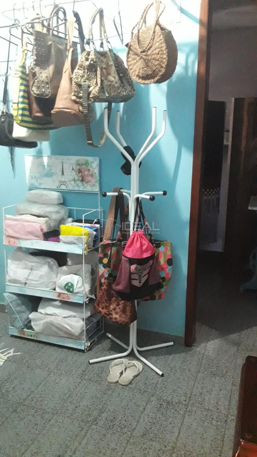 Casa à venda com 3 quartos, 1 suíte, 2 vagas e 260m² no Parque Joquei Club, Campos dos Goytacazes (RJ) — foto 12 de 23