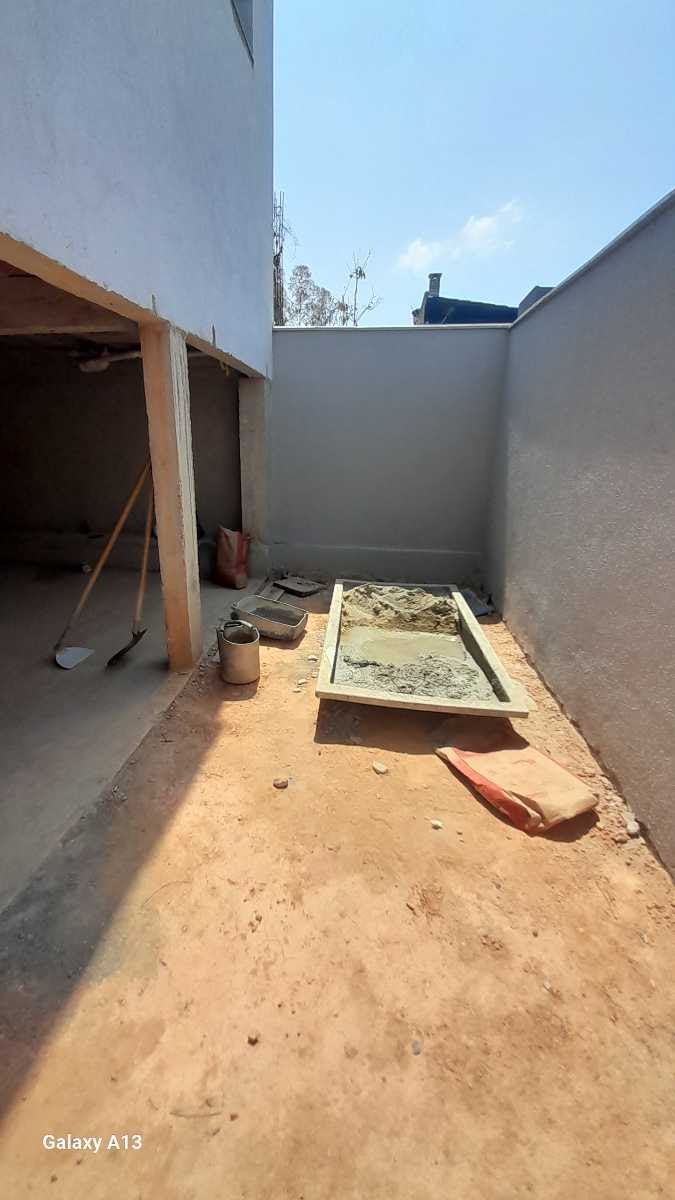 Casa à venda com 3 quartos, 1 suíte, 2 vagas e 90m² no Novo Centro, Santa Luzia (MG) — foto 19 de 30