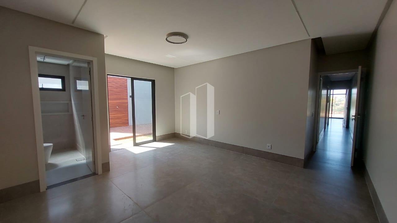 Casa à venda com 3 quartos, 3 suítes, 4 vagas e 200m² no Jardins Sevilha, Aparecida de Goiânia (GO) — foto 7 de 19