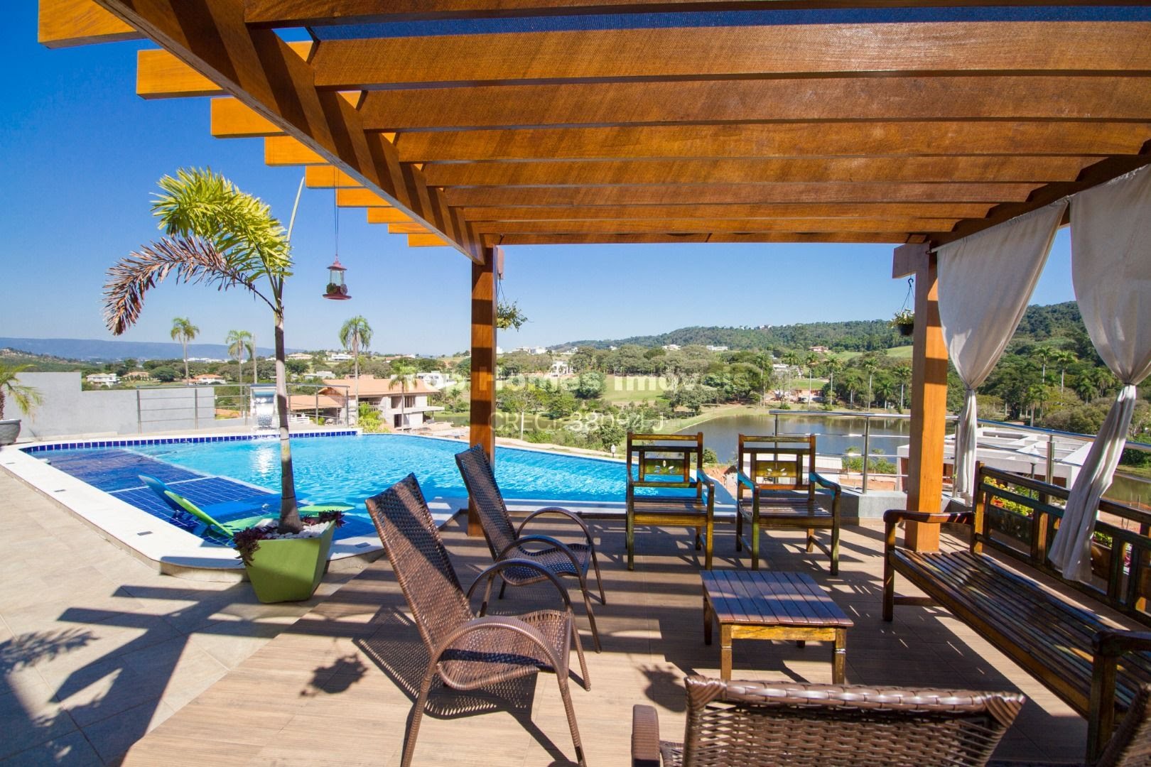 Casa à venda no condomínio Fazenda SerrAzul II - I