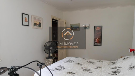 Casa à Venda em Ingá, Niterói: 4 Dormitórios por R$980.000