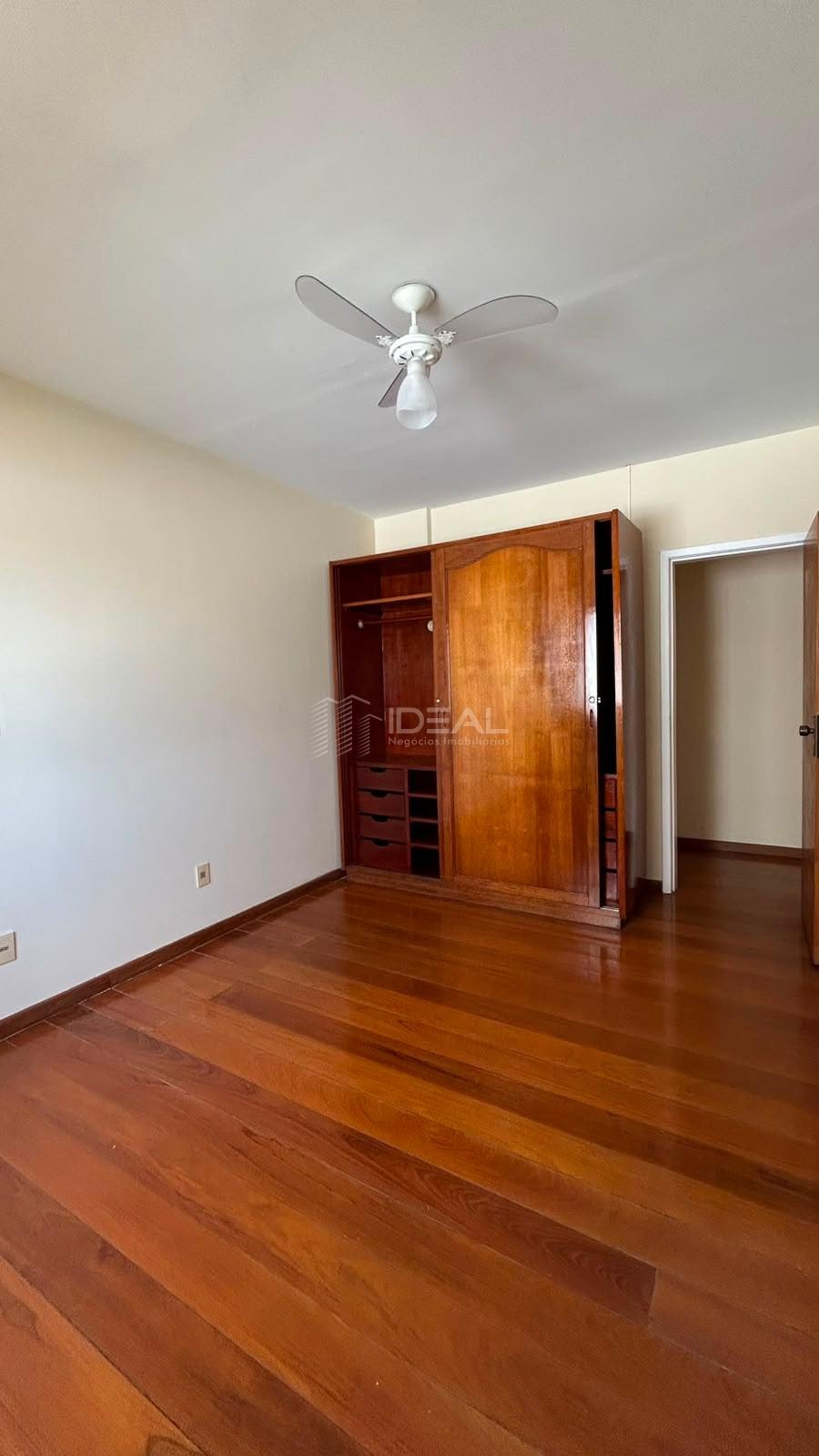 Apartamento para alugar com 3 quartos, 1 suíte, 1 vaga e 92m² no Centro, Campos dos Goytacazes (RJ) — foto 7 de 15